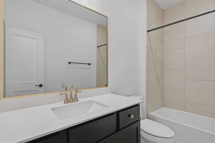 Representative furnished interior of a home built from the Durango by Chesmar Homes in Emory Glen, Katy (Image 9). Representative furnished interior of a home built from the Durango by Chesmar Homes in Emory Glen, Katy (Image 9).