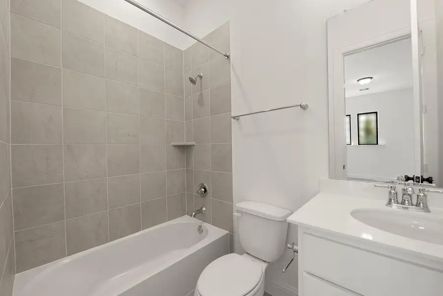 Guest Bathroom Guest Bathroom