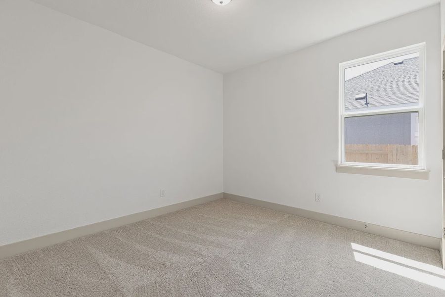 Spacious, unfurnished interior of a new home in Enclave at Cele, Pflugerville (Image 31).