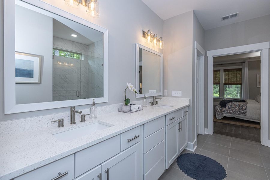 Furnished interior view inside a new home in Timothy Lakes, Ridgeville (Image 13).