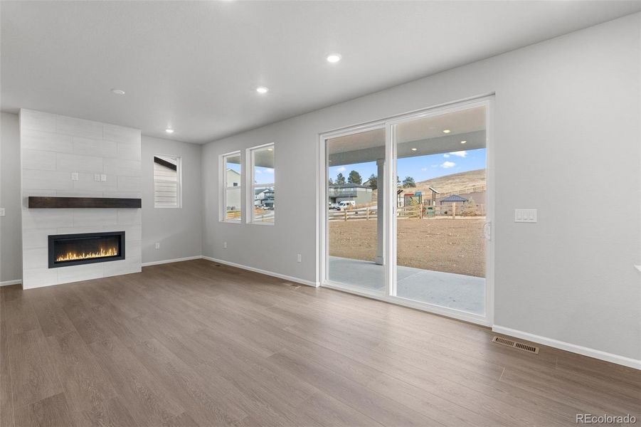 Spacious, unfurnished interior of a new home in The Manors Collection at Golden Overlook, Golden (Image 43).