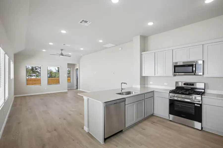 Furnished interior view inside a new home in Trinity Ranch, Elgin (Image 7).