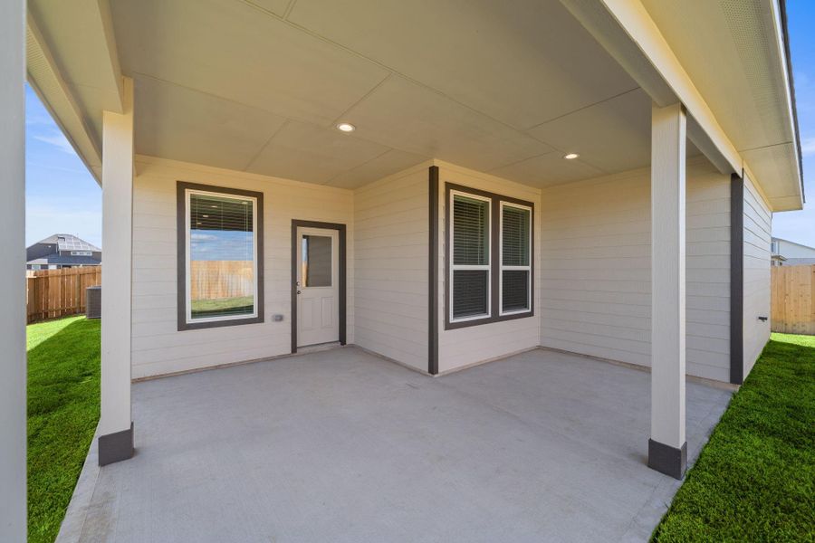 Exterior details and patio area of a home in Beacon Hill, Waller (Image 3). Exterior details and patio area of a home in Beacon Hill, Waller (Image 3).