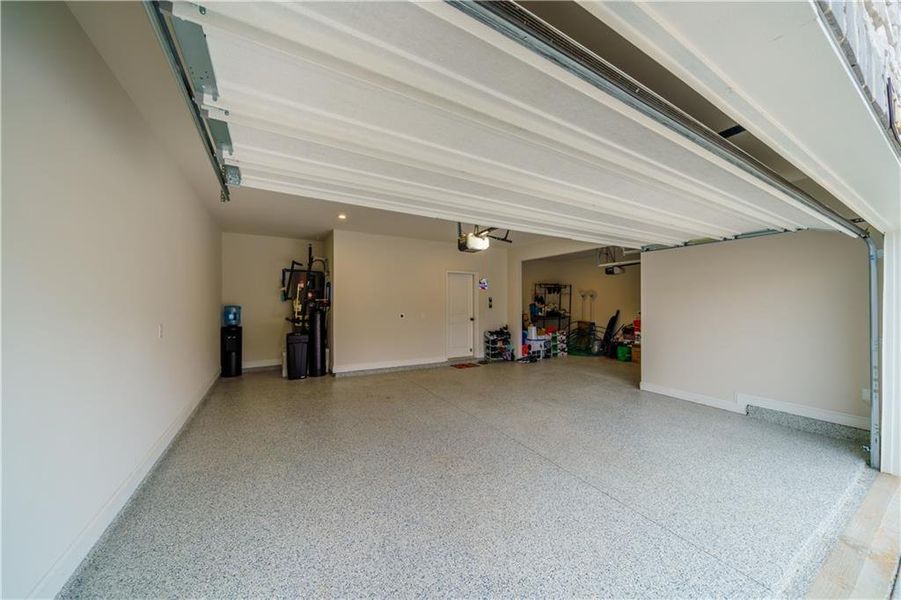 Spacious, unfurnished interior of a new home in , Powder Springs (Image 26). Spacious, unfurnished interior of a new home in , Powder Springs (Image 26).