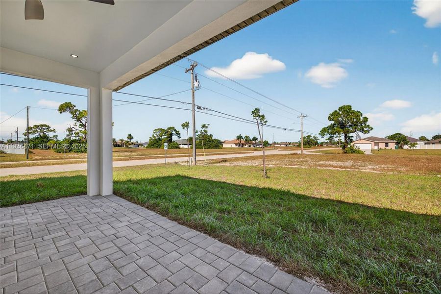 Exterior details and patio area of a home in , Cape Coral (Image 4).
