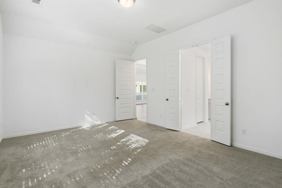 Image 37 of a home in .