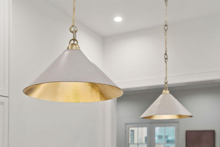 Image 85 of a home in .