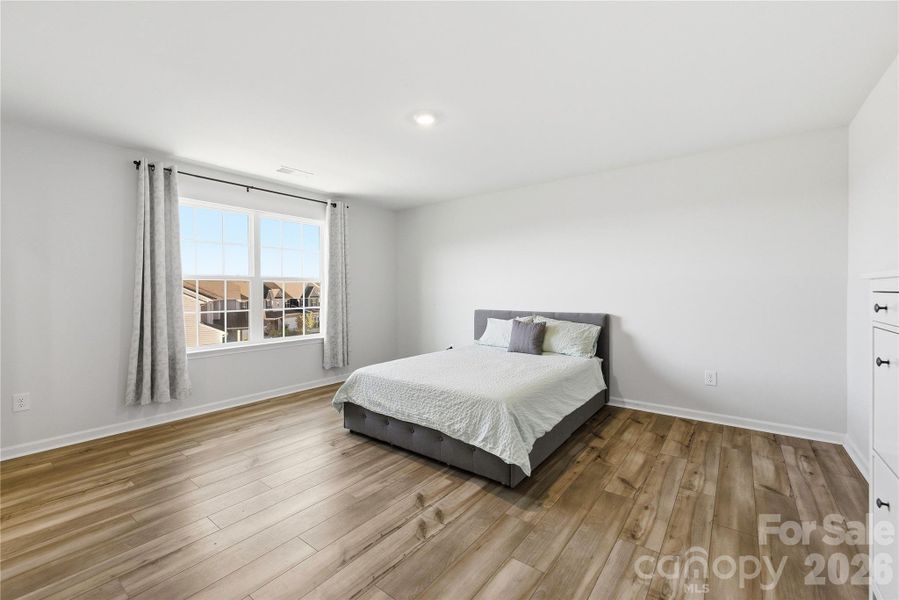 Furnished interior view inside a new home in Elizabeth, Fort Mill (Image 15).