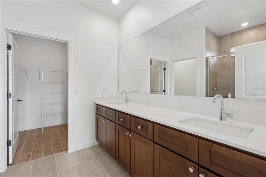 Furnished interior view inside a new home in Sabana Reserve, Ocala (Image 4).