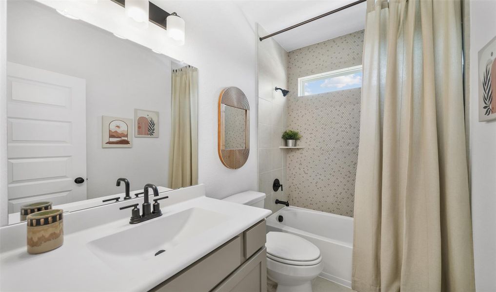 Hall bath (*Photo not of actual home and used for illustration purposes only.) Hall bath (*Photo not of actual home and used for illustration purposes only.)