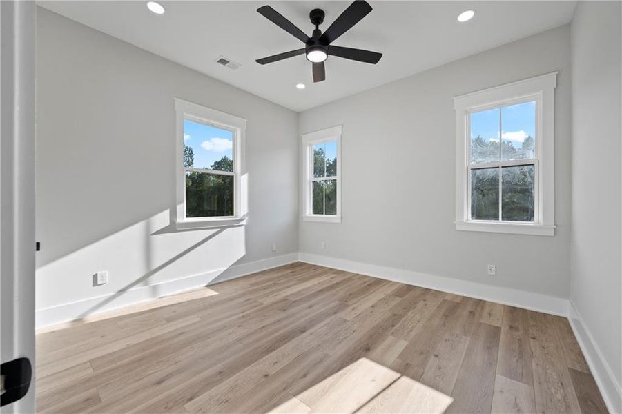 Spacious, unfurnished interior of a new home in , Nicholson (Image 42).