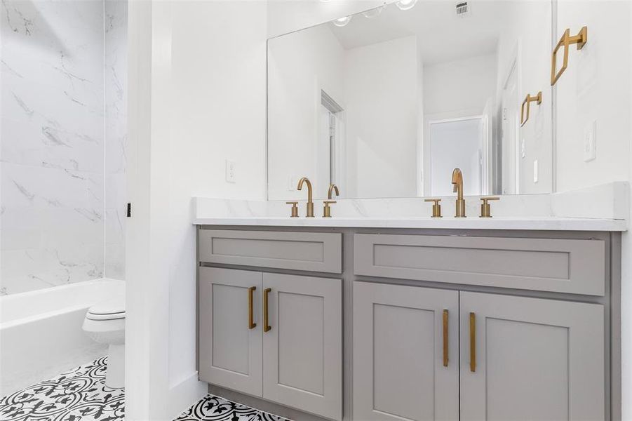 Furnished interior view inside a new home in , Houston (Image 30).