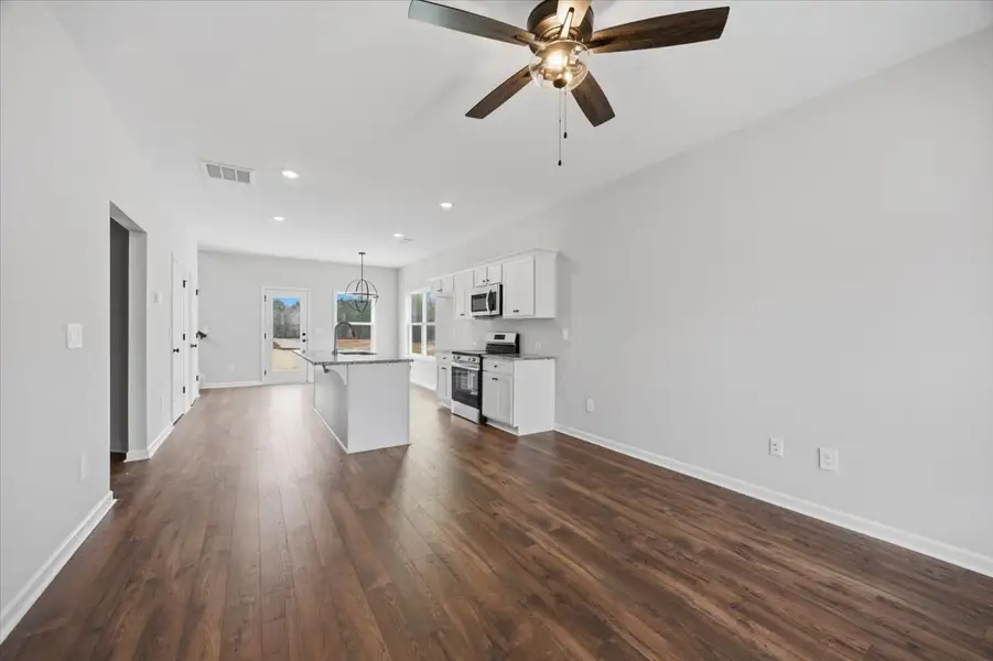 Spacious, unfurnished interior of a new home in Creekside Manor, Thomaston (Image 9). Spacious, unfurnished interior of a new home in Creekside Manor, Thomaston (Image 9).
