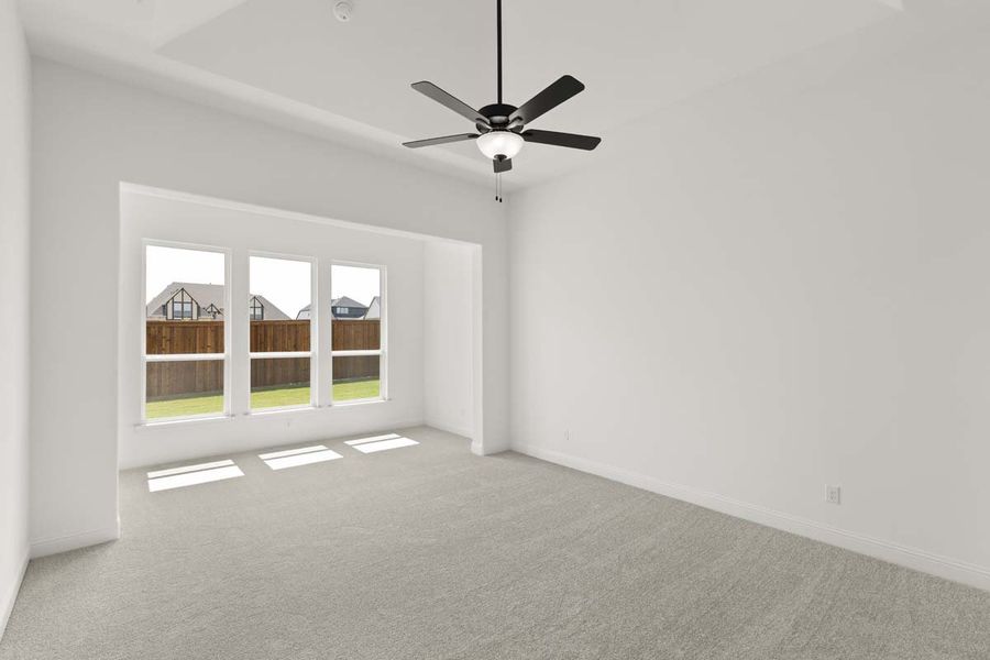 Spacious, unfurnished interior of a new home in Nelson Lake, Rockwall (Image 29).