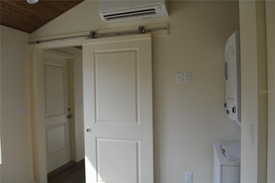 Image 21 of a home in .