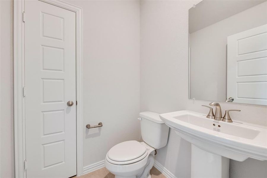 Furnished interior view inside a new home in Creekside of Crowley, Crowley (Image 5). Furnished interior view inside a new home in Creekside of Crowley, Crowley (Image 5).