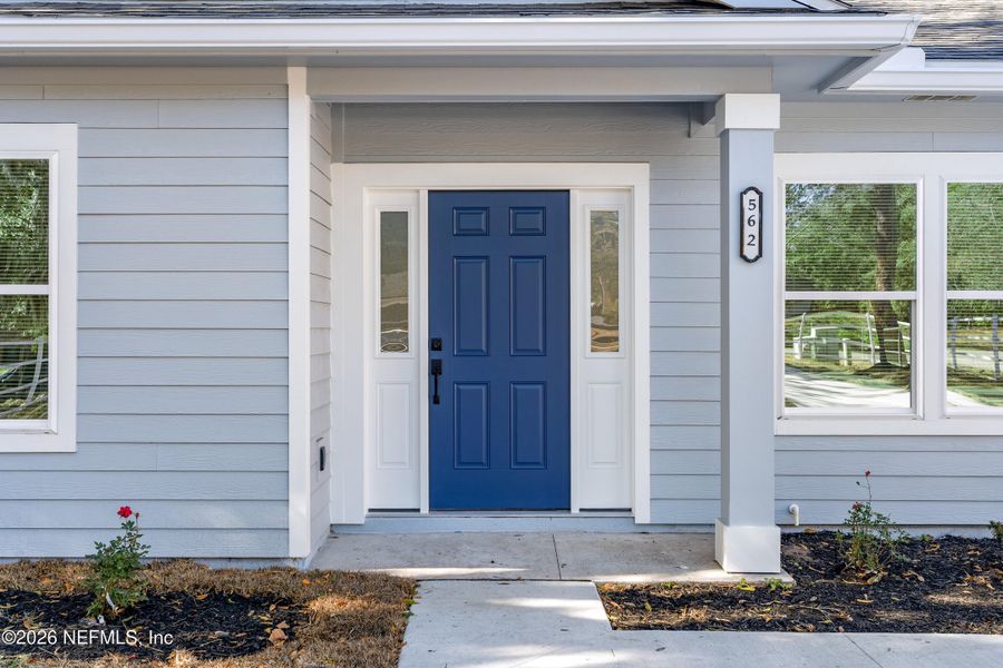 Exterior details and patio area of a home in , Jacksonville (Image 23).