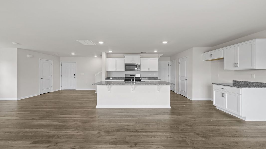 Image 29 of a home in Seneca Falls.