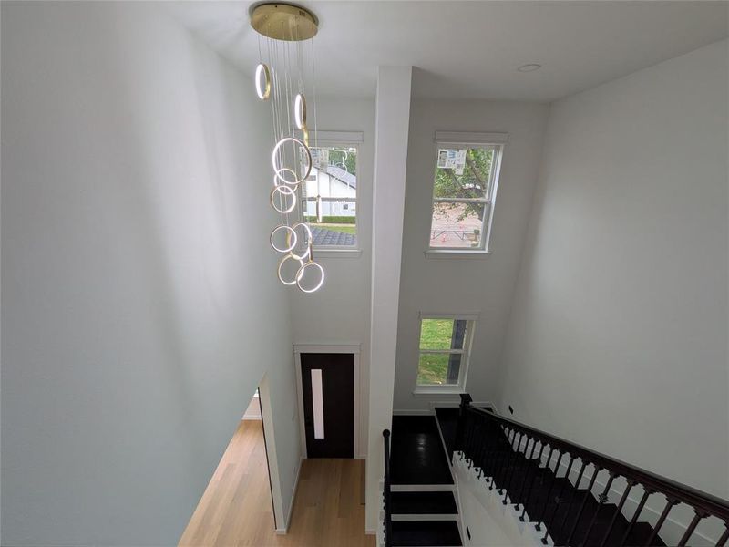 Spacious, unfurnished interior of a new home in , Dallas (Image 16).