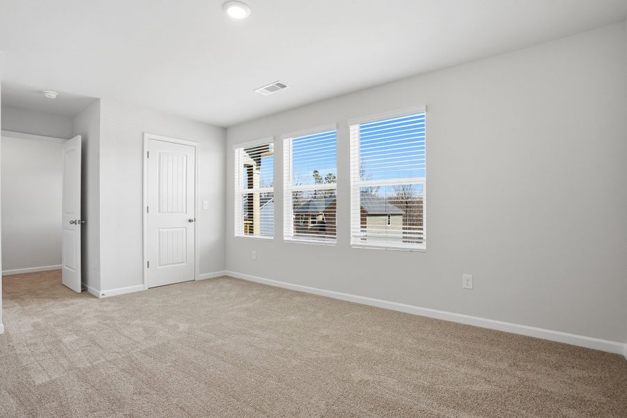 4br New Home in Covington, GA.  - Slide 26