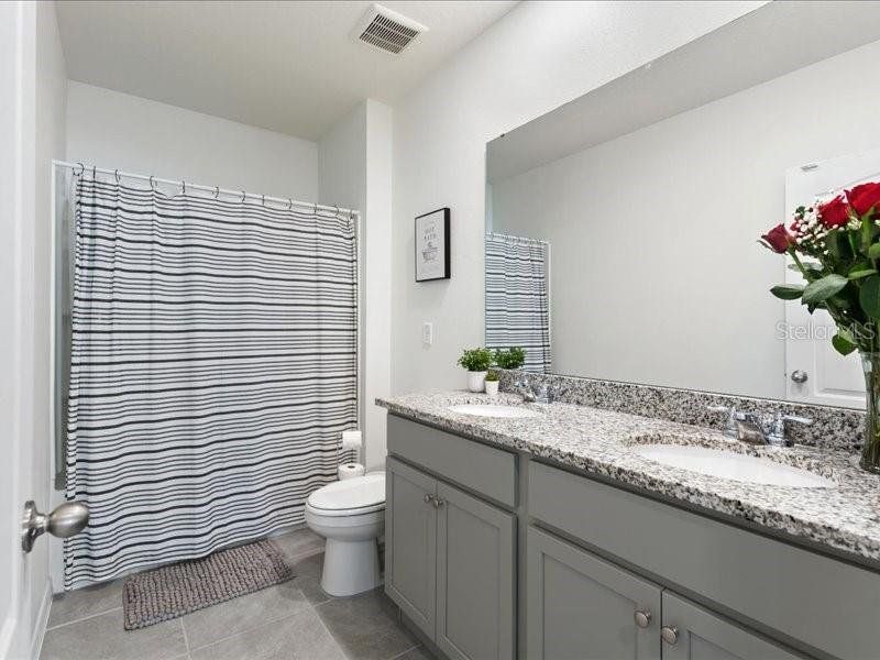 Furnished interior view inside a new home in , Davenport (Image 33).