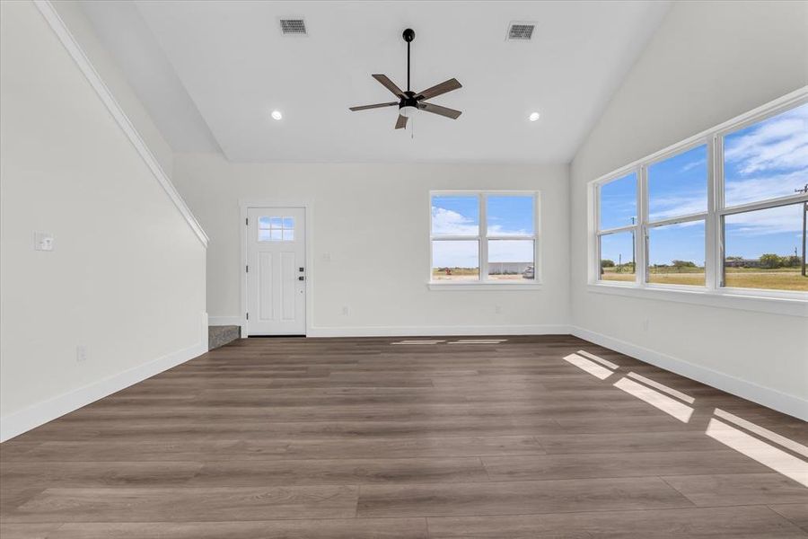 Spacious, unfurnished interior of a new home in , Elm Mott (Image 27).