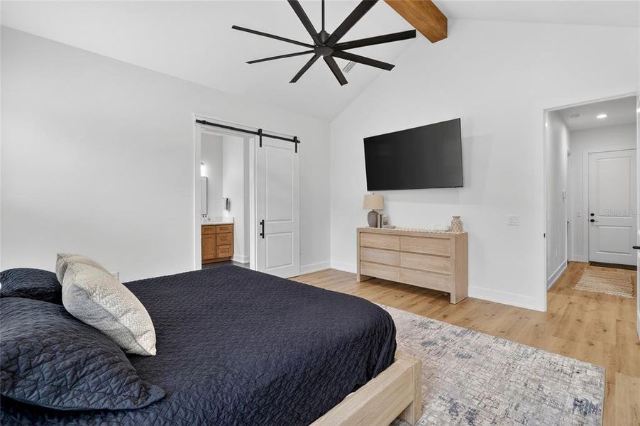 Furnished interior view inside a new home in , Lakeland (Image 44).