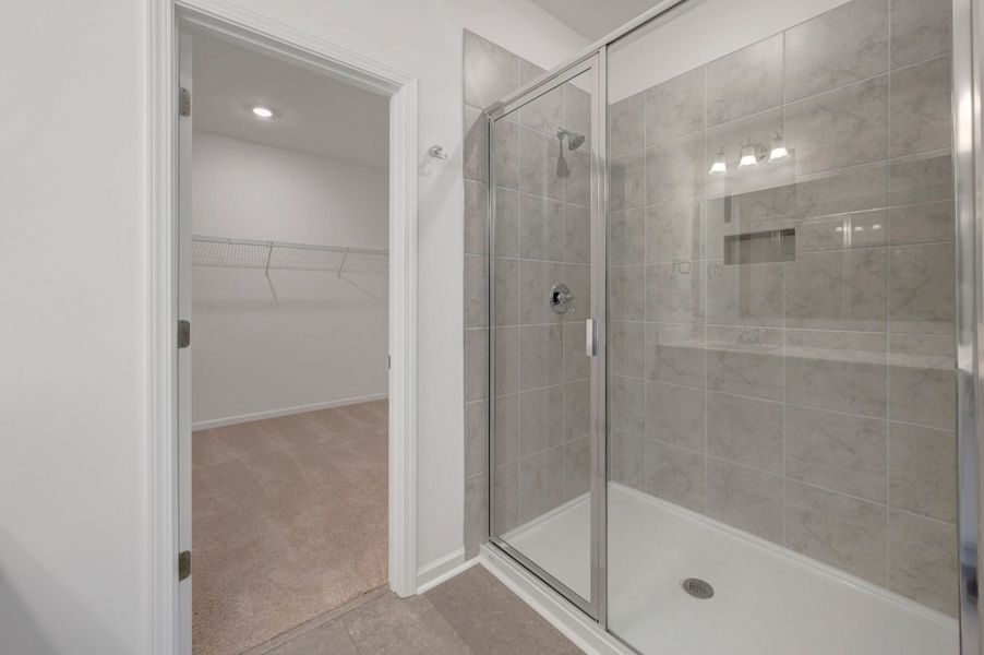 Owner's Bathroom Owner's Bathroom