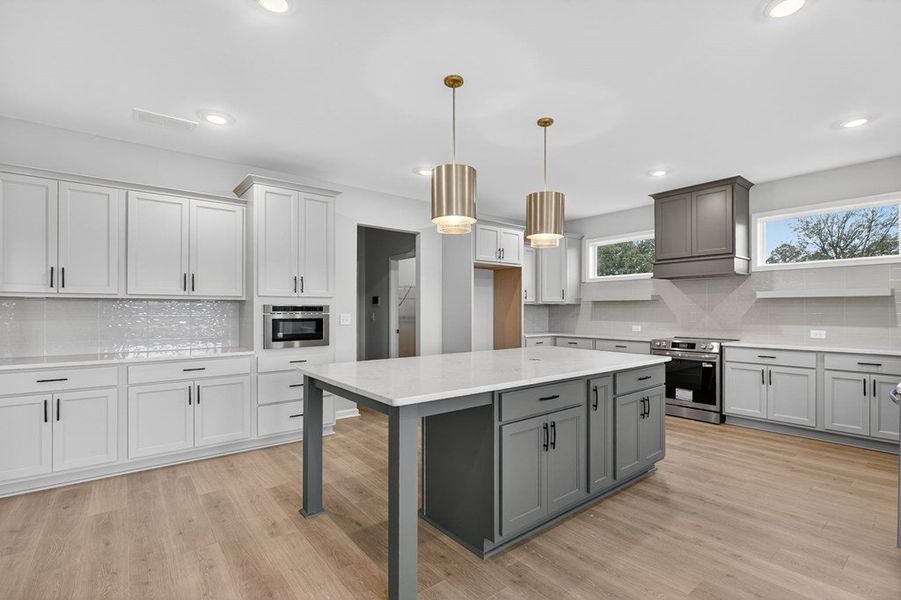 Furnished interior view inside a new home in GRAY ROAD, Roopville (Image 8).
