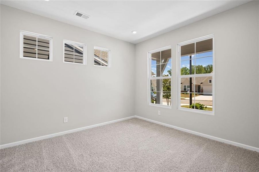 Spacious, unfurnished interior of a new home in Laurel Farms, Dallas (Image 13). Spacious, unfurnished interior of a new home in Laurel Farms, Dallas (Image 13).