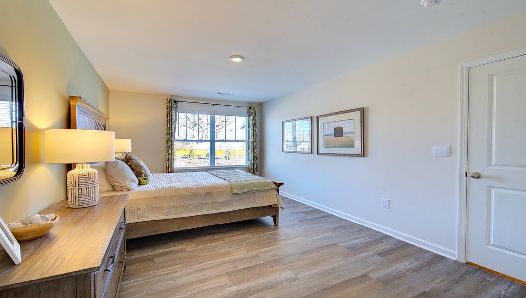 Furnished interior view inside a new home in Aberdeen Place, Asheville (Image 25).