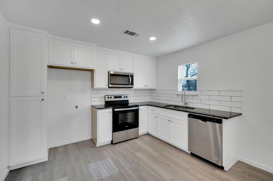 Furnished interior view inside a new home in , Cleburne (Image 7). Furnished interior view inside a new home in , Cleburne (Image 7).