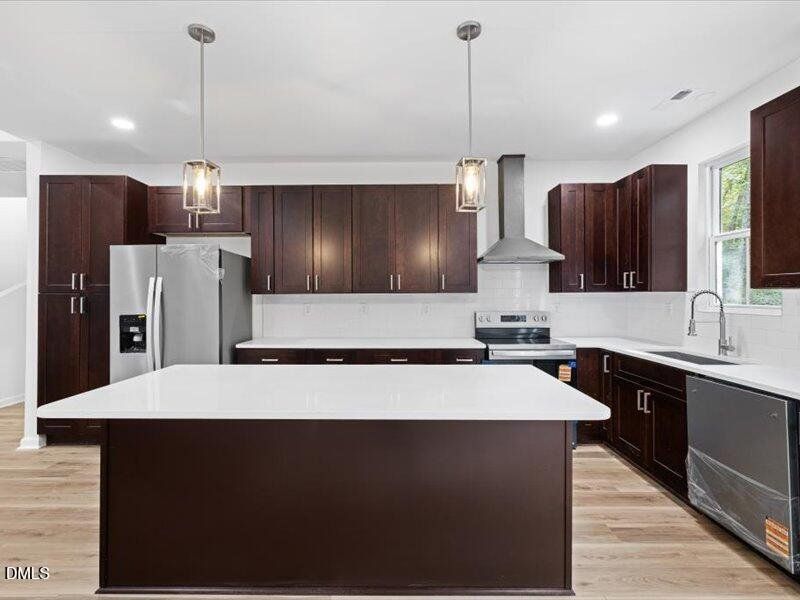 03-ISAB8008 03-ISAB8008