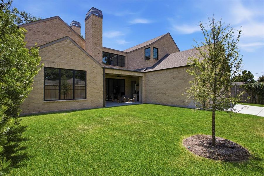 Front exterior of a new home in , Dallas, TX, highlighting curb appeal (Image 26).