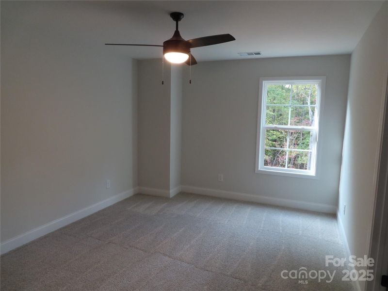 Spacious, unfurnished interior of a new home in , York (Image 17).