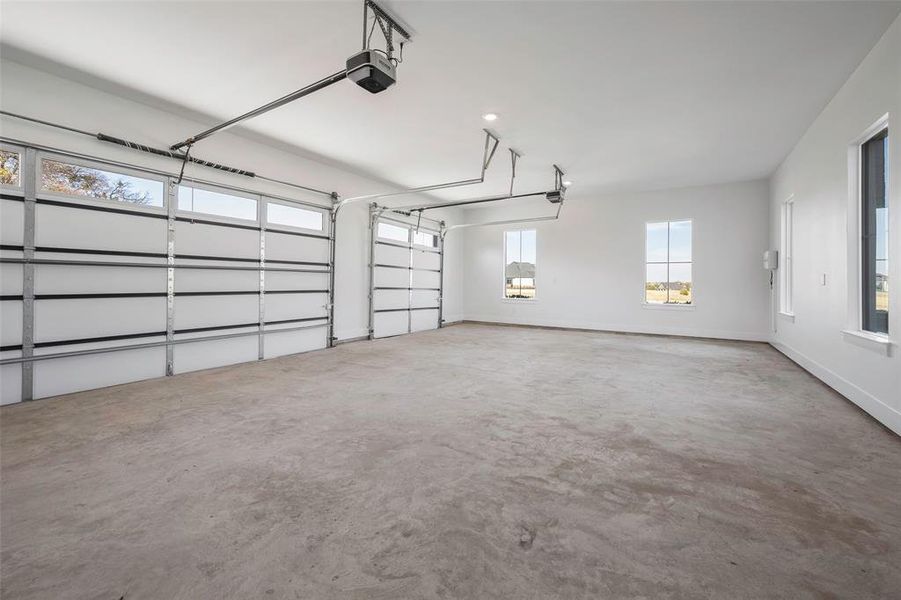 Spacious, unfurnished interior of a new home in , McKinney (Image 25). Spacious, unfurnished interior of a new home in , McKinney (Image 25).