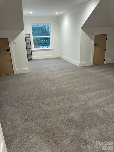 Spacious, unfurnished interior of a new home in , Lincolnton (Image 21).