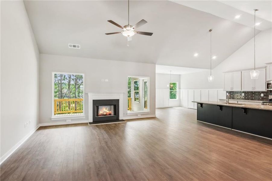 Spacious, unfurnished interior of a new home in Traditions of Braselton, Jefferson (Image 14).