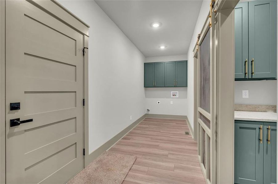 Image 66 of a home in .