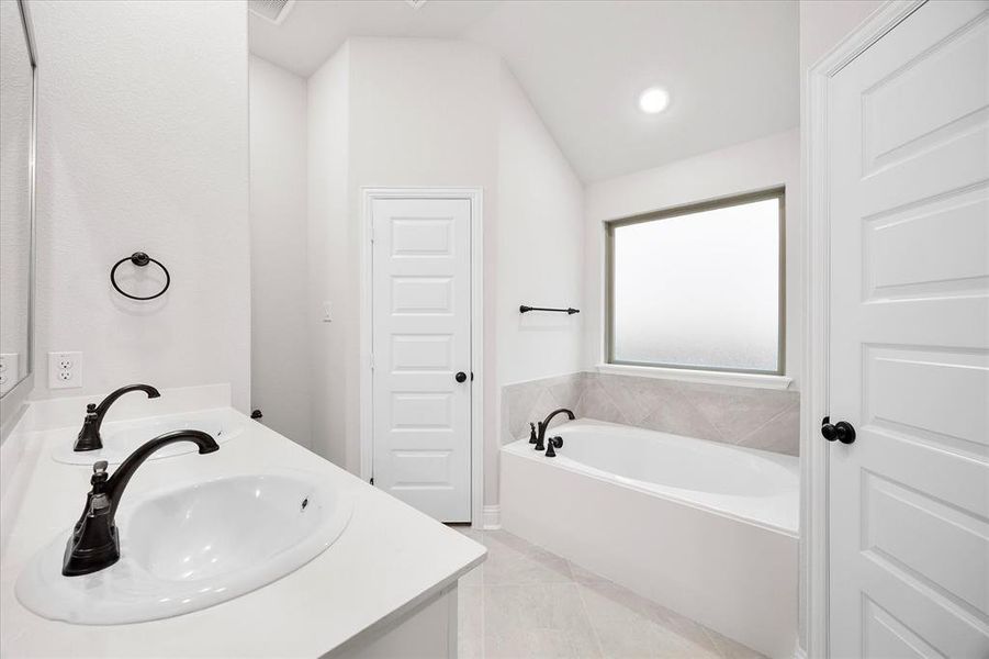 Furnished interior view inside a new home in Fox Landing, Caddo Mills (Image 11).
