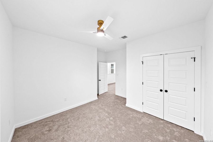 Spacious, unfurnished interior of a new home in , San Antonio (Image 37).