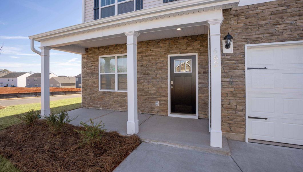 Exterior details and patio area of a home in Spring Ridge, Anderson (Image 2).