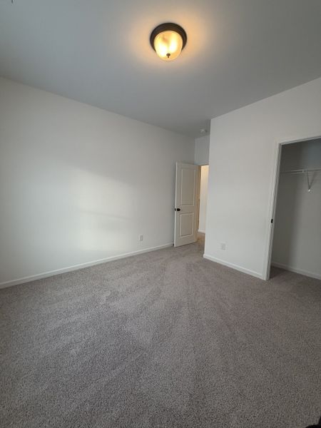 Spacious, unfurnished interior of a new home in Wilson Meadows, Clarksville (Image 24).