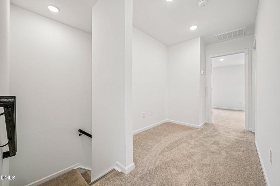 25-web-or-mls-Mirth Ct-S0701-025