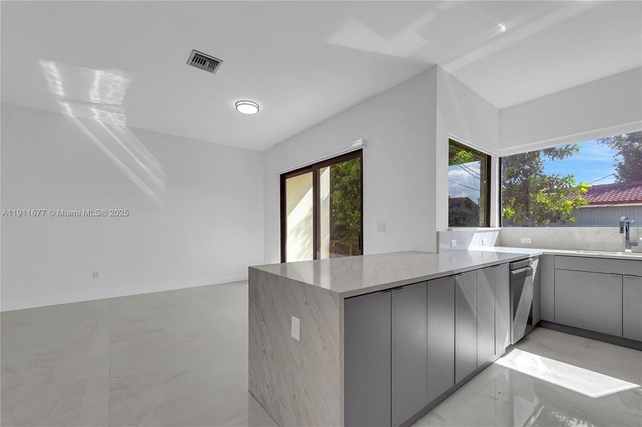 Furnished interior view inside a new home in , Fort Lauderdale (Image 17). Furnished interior view inside a new home in , Fort Lauderdale (Image 17).