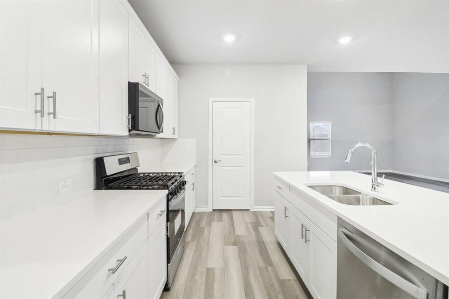 Photo is not of the actual home, but is an inspirational photo of builder’s model home and may depict options, furnishings, and/or decorator features that are not included.