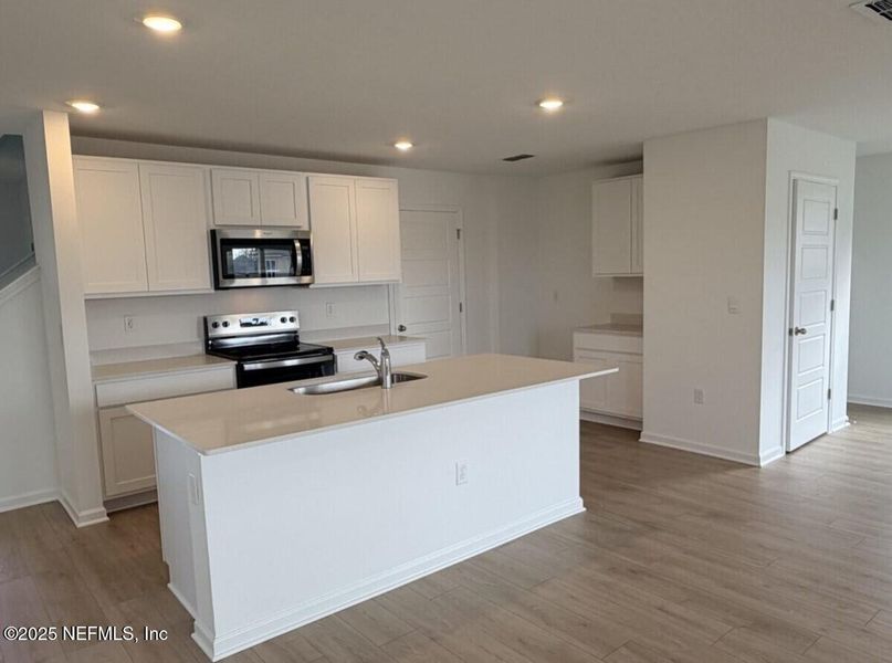 Furnished interior view inside a new home in The Arbors, Jacksonville (Image 5). Furnished interior view inside a new home in The Arbors, Jacksonville (Image 5).