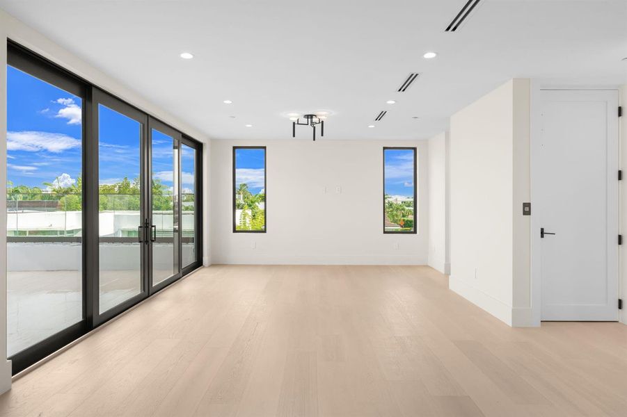 40 Bedroom 5