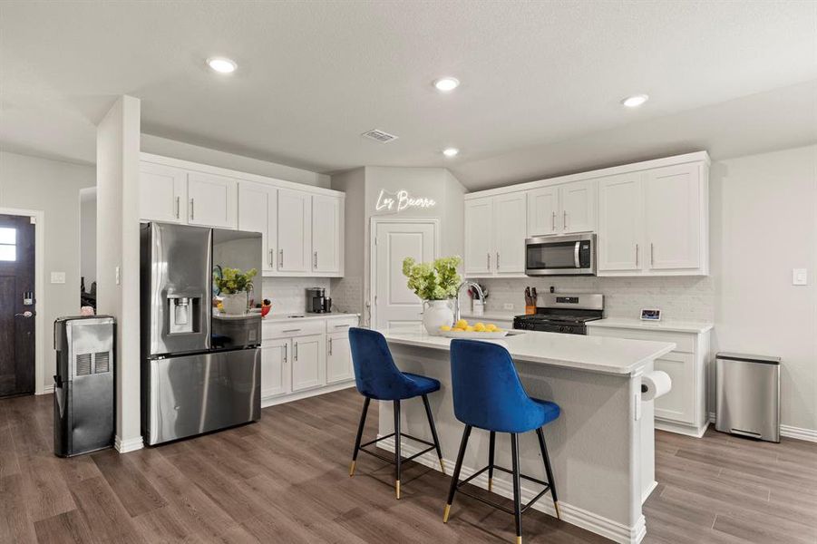 Furnished interior view inside a new home in Stonehaven, Seagoville (Image 13).