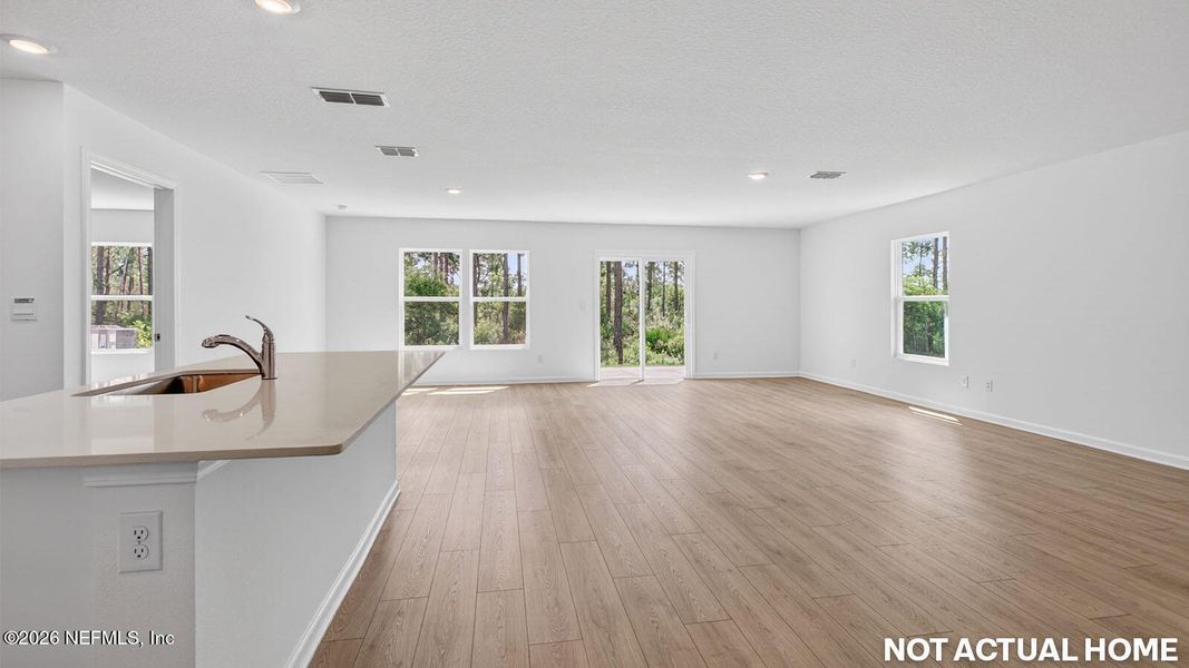 Spacious, unfurnished interior of a new home in The Arbors, Jacksonville (Image 12).